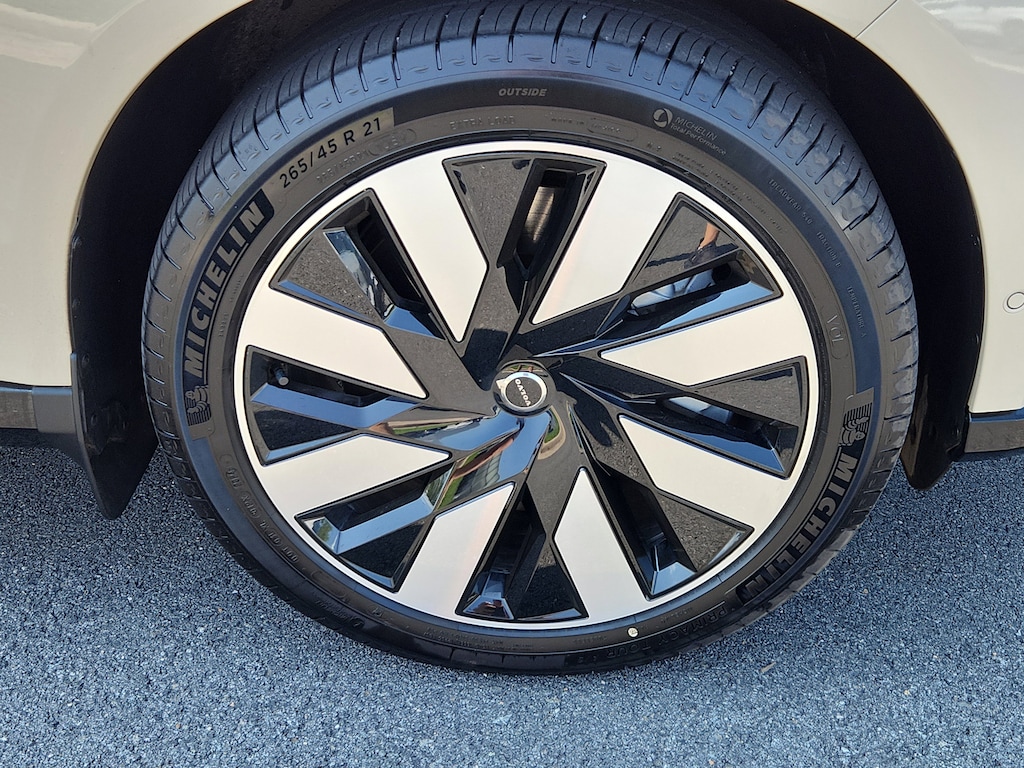 Certified 2025 Volvo EX90 Ultra Twin Motor Performance Ultra 6-Seater