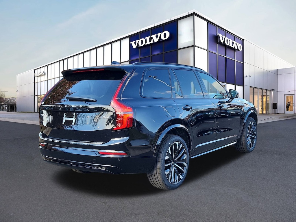 New 2026 Volvo XC90 B6 Ultra Dark Theme 7-Seater SUV
