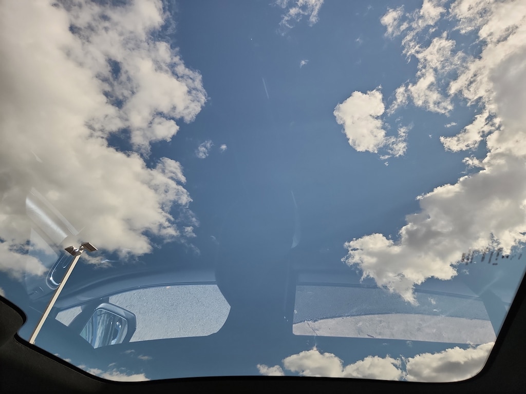 Certified 2023 Volvo C40 Recharge Pure Electric Ultimate Twin eAWD Ultimate