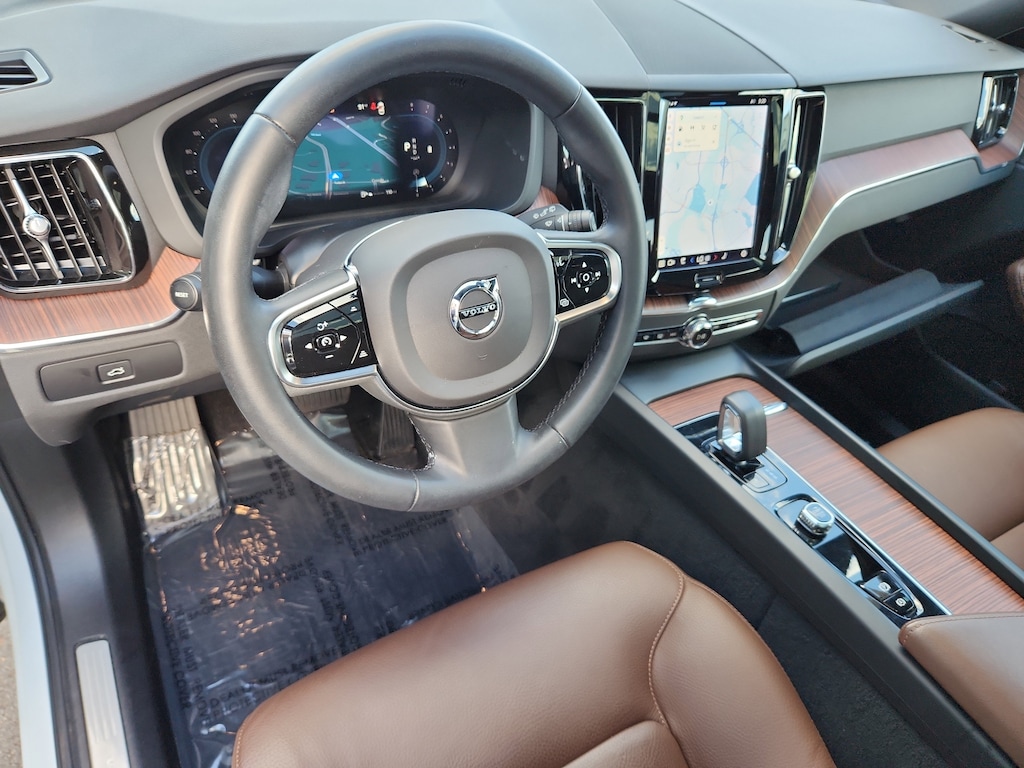 Certified 2023 Volvo XC60 B5 Plus Bright Theme B5 AWD Plus Bright Theme