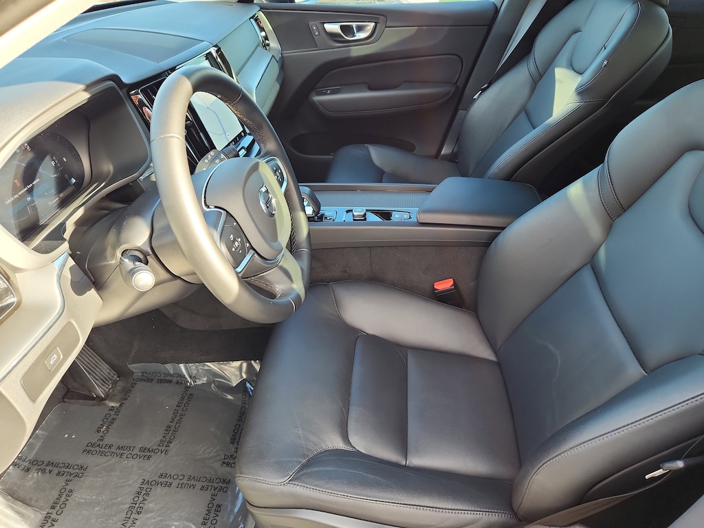 Certified 2025 Volvo XC60 B5 Core B5 AWD Core