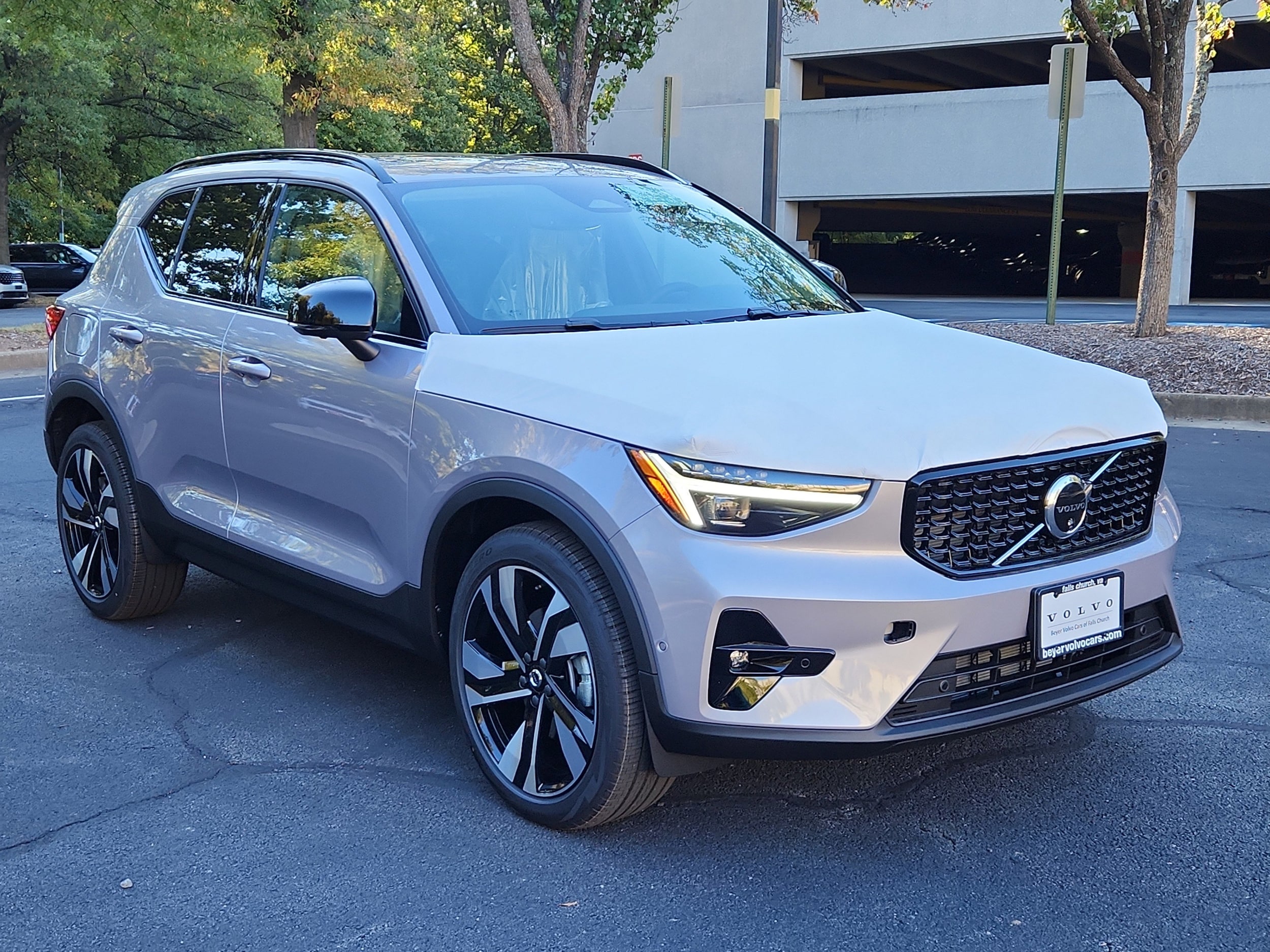 2026 Volvo XC40 Ultra's photo