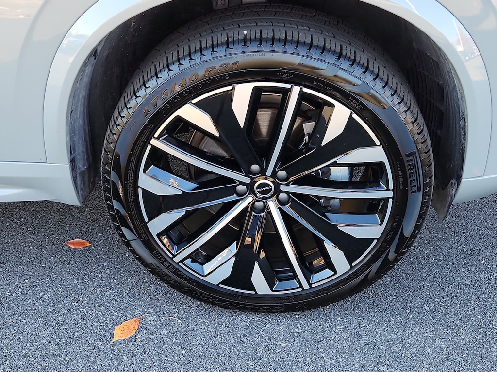 Certified 2025 Volvo XC90 B6 Plus 7-Seater 2025.5 B6 AWD Plus 7-Seater