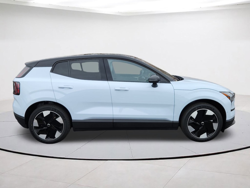 New 2026 Volvo EX30 Twin Motor Ultra SUV