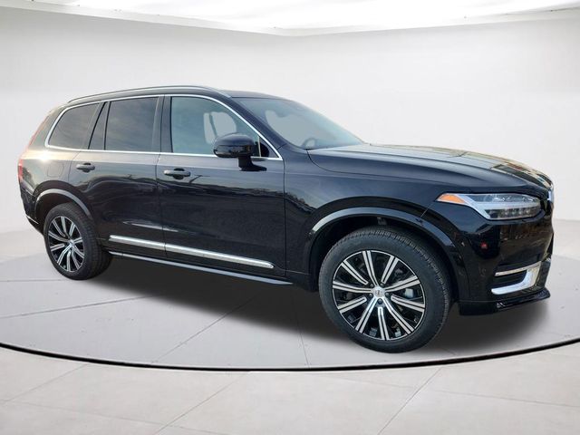 2025 Volvo XC90 B5 Core Bright 4WD's photo