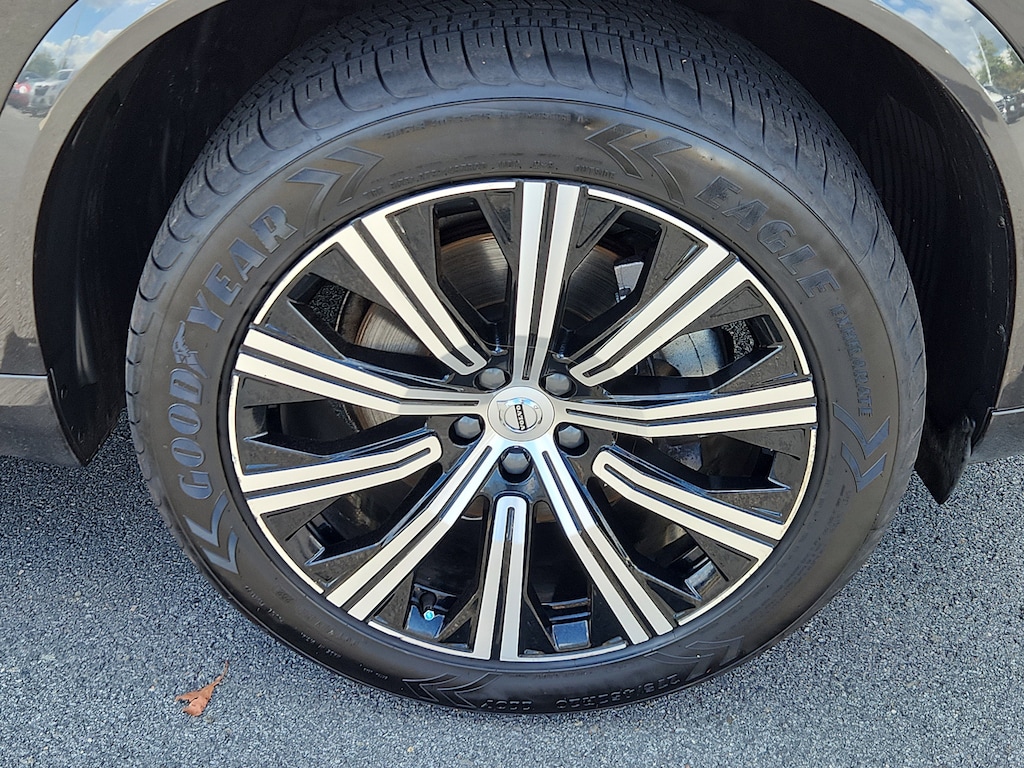 Certified 2024 Volvo XC90 B6 Plus Bright Theme B6 AWD Plus Bright Theme 7P