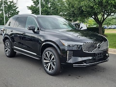 2026 Volvo XC90 B5 Core SUV