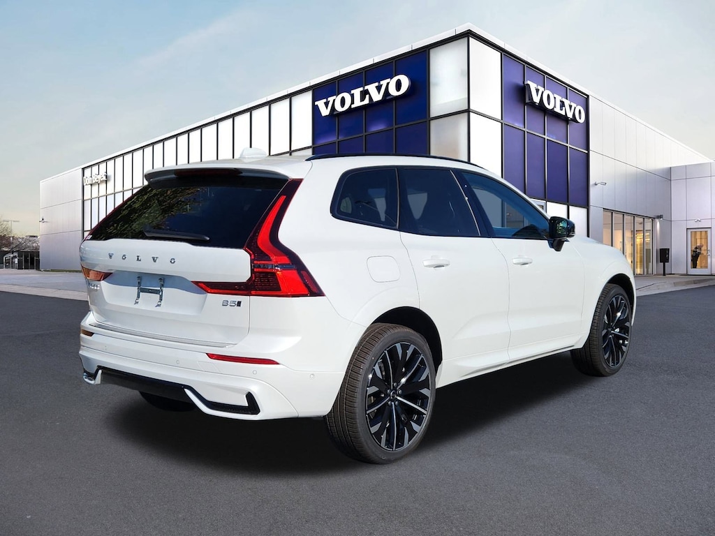 New 2026 Volvo XC60 B5 Ultra SUV