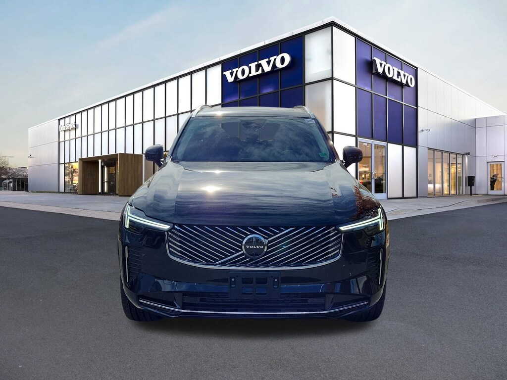 New 2026 Volvo XC90 B6 Plus 7-Seater SUV