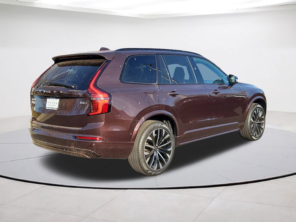 New 2026 Volvo XC90 B6 Ultra Dark Theme 7-Seater SUV