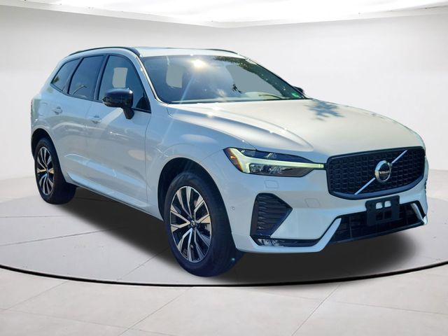 2024 Volvo XC60 B5 Plus Dark Theme AWD's photo
