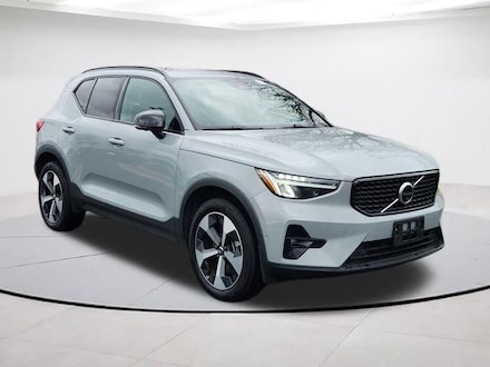 Featured used 2025 Volvo XC40 B5 Plus Dark Theme SUV for sale in Dulles, VA
