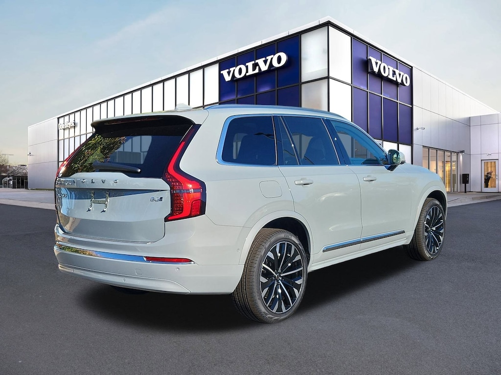 New 2026 Volvo XC90 B6 Plus 7-Seater SUV
