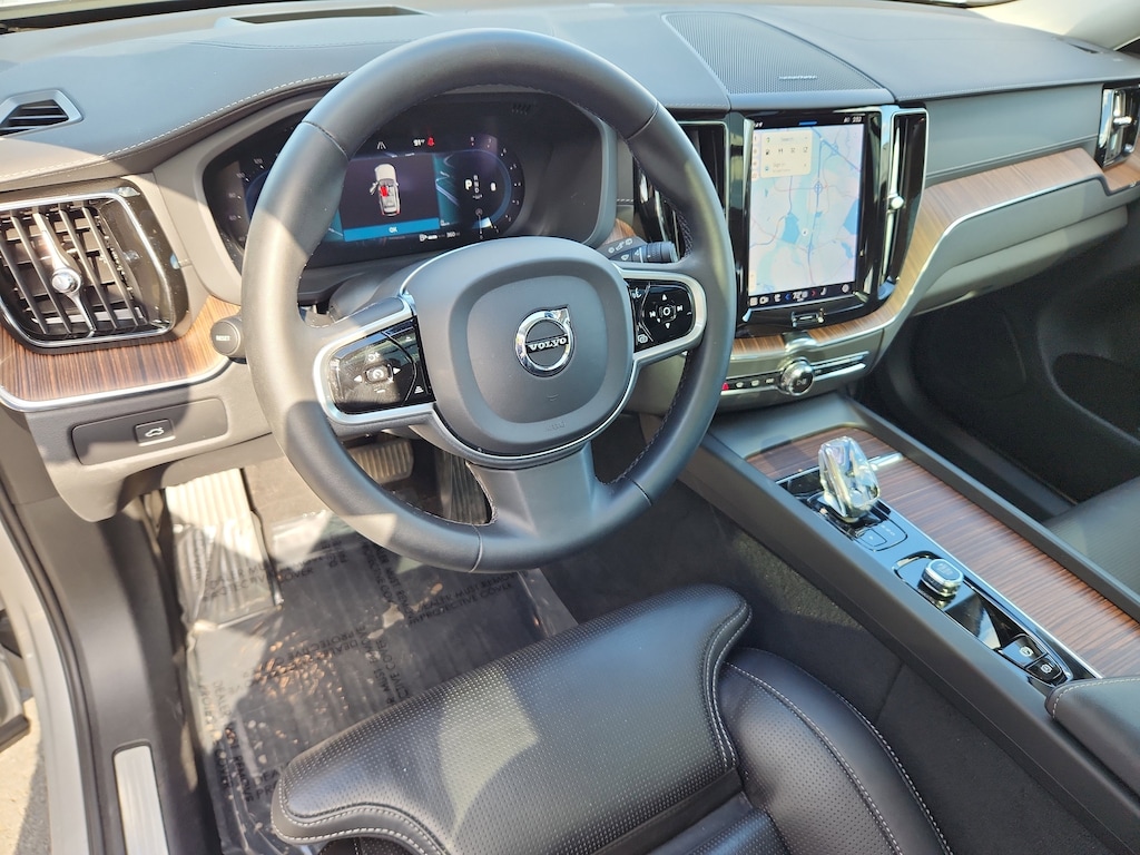 Certified 2023 Volvo XC60 B5 Ultimate Bright Theme B5 AWD Ultimate Bright Theme