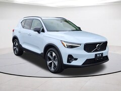 2026 Volvo XC40 B5 Plus AWD SUV