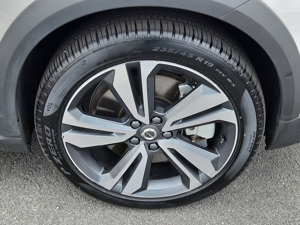 Certified 2025 Volvo V60 Cross Country B5 Plus B5 AWD Plus