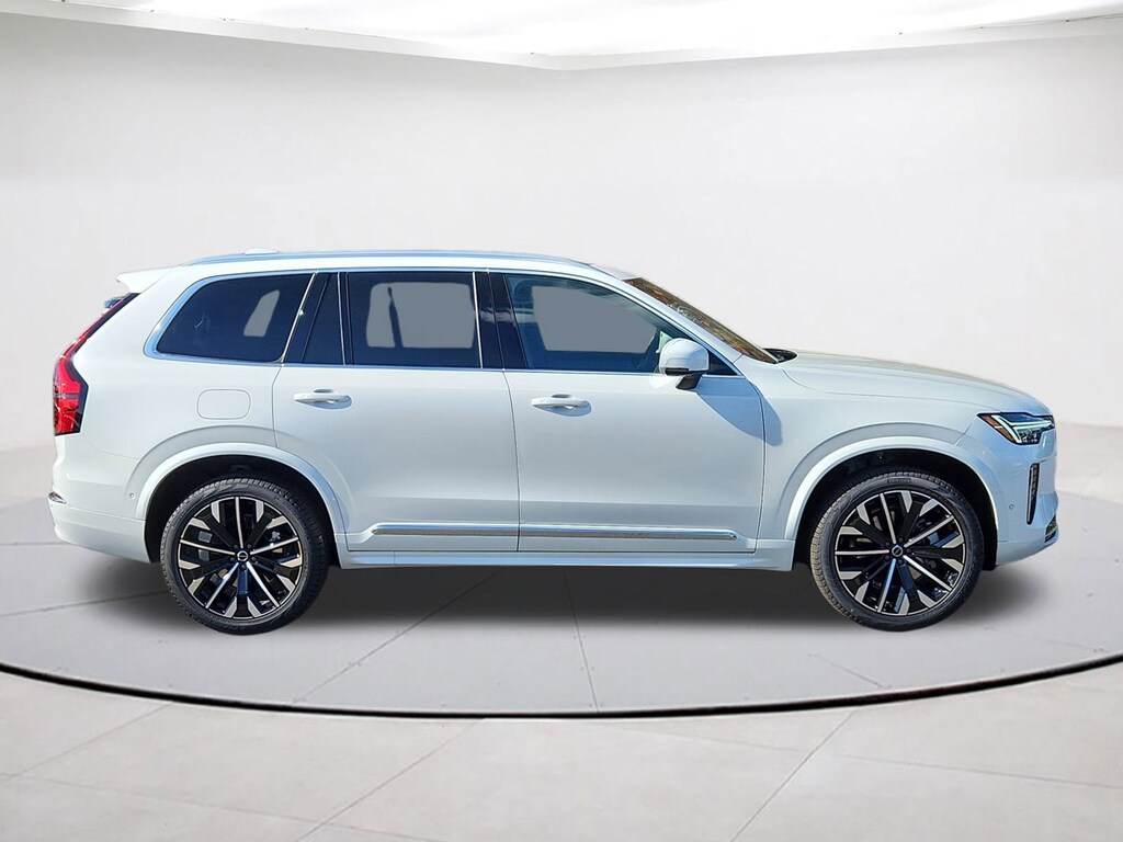 New 2026 Volvo XC90 B6 Ultra 7-Seater SUV