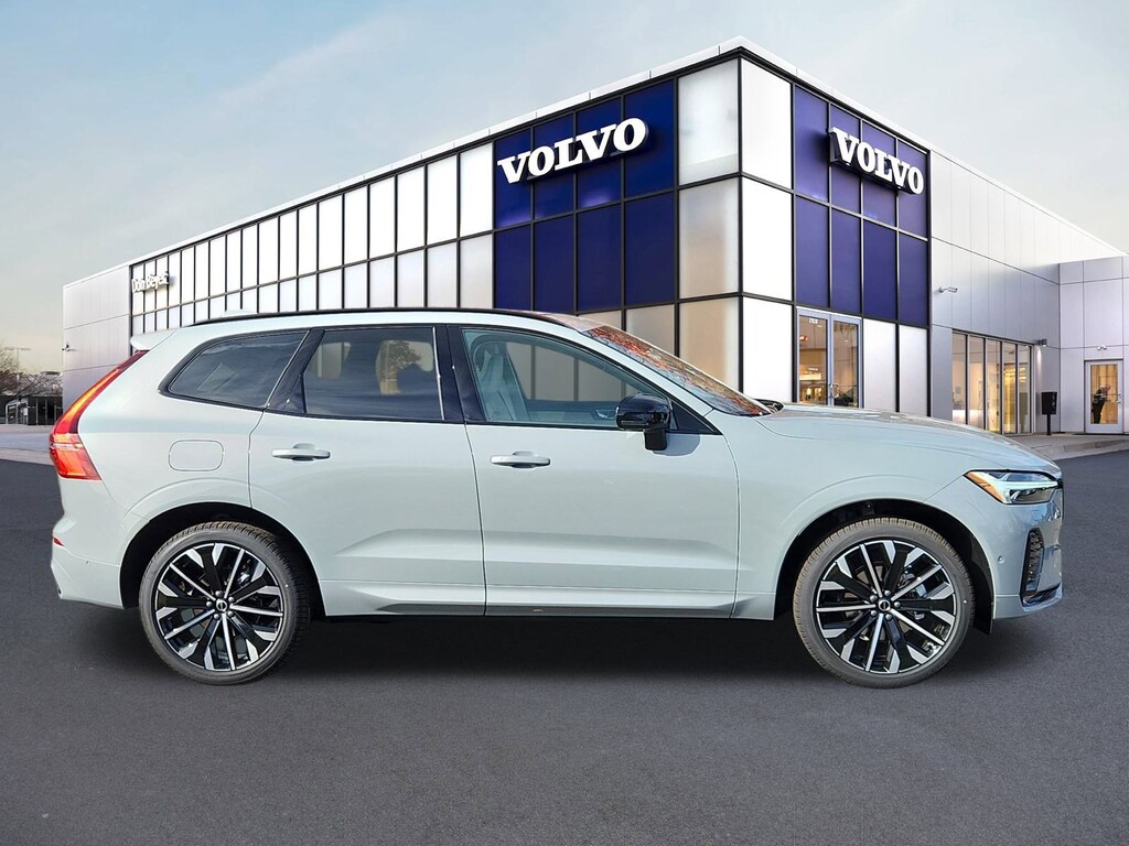 New 2026 Volvo XC60 B5 Ultra SUV