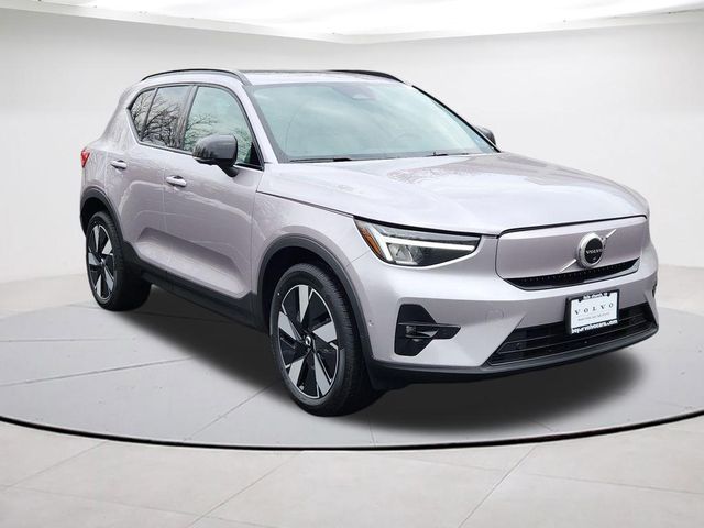2026 Volvo EX40 Twin Motor Plus AWD's photo