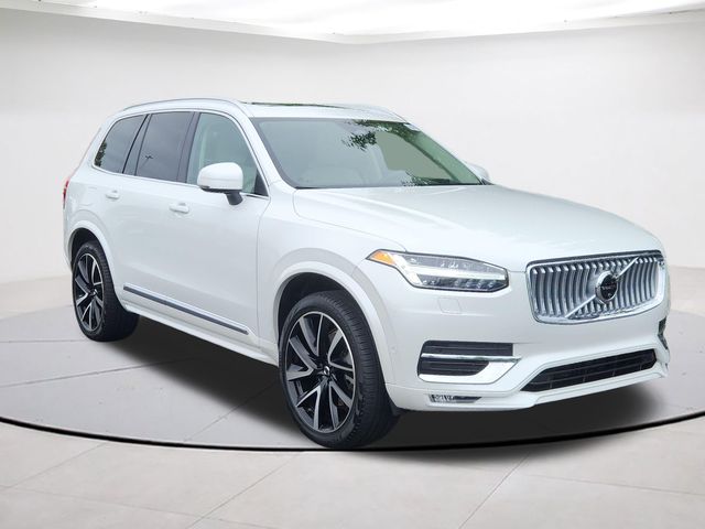 2023 Volvo XC90 B5 Plus 4WD's photo