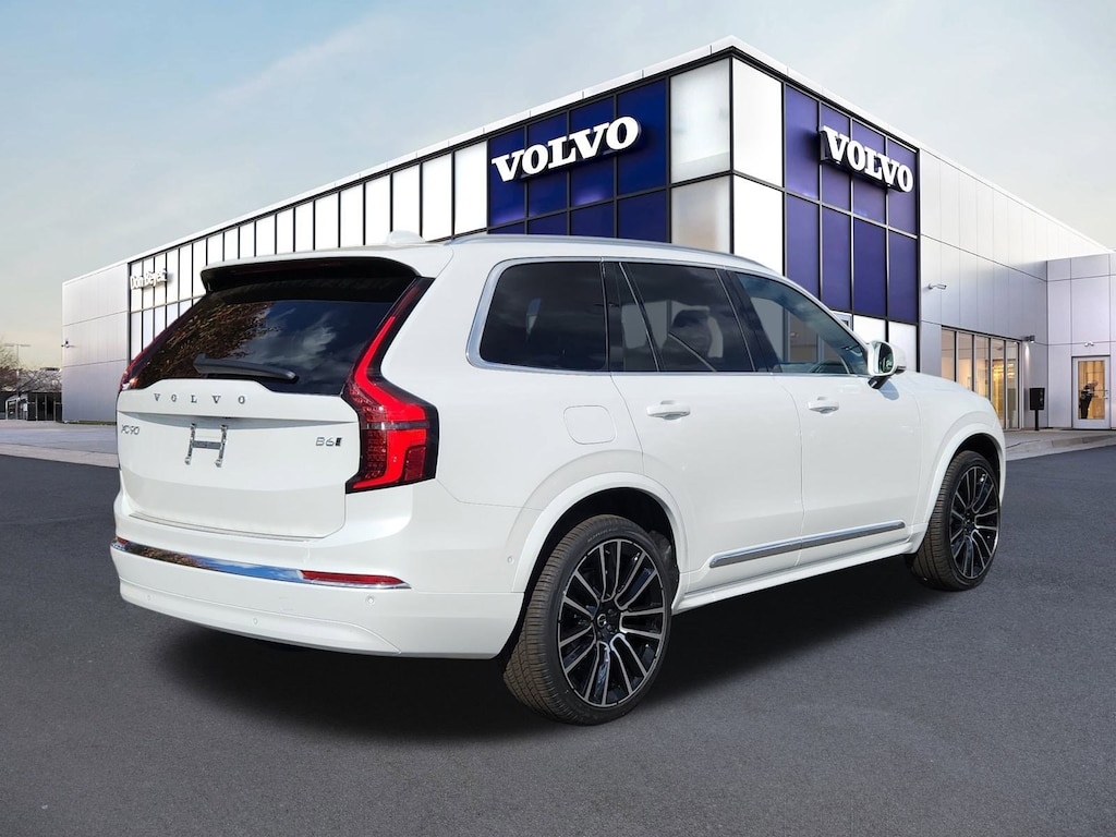 New 2026 Volvo XC90 B6 Plus 7-Seater SUV