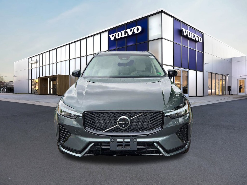 New 2026 Volvo XC60 plug-in hybrid T8 Ultra SUV