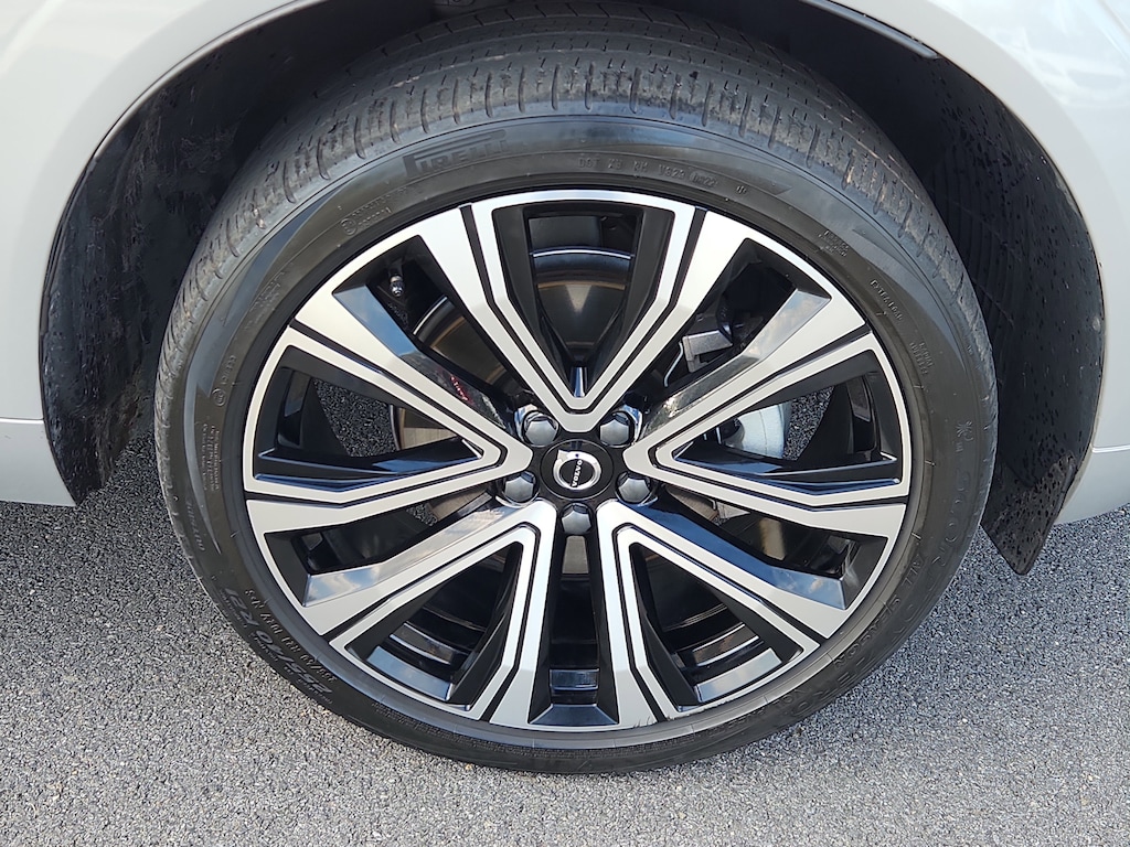 Certified 2023 Volvo XC60 B5 Ultimate Bright Theme B5 AWD Ultimate Bright Theme