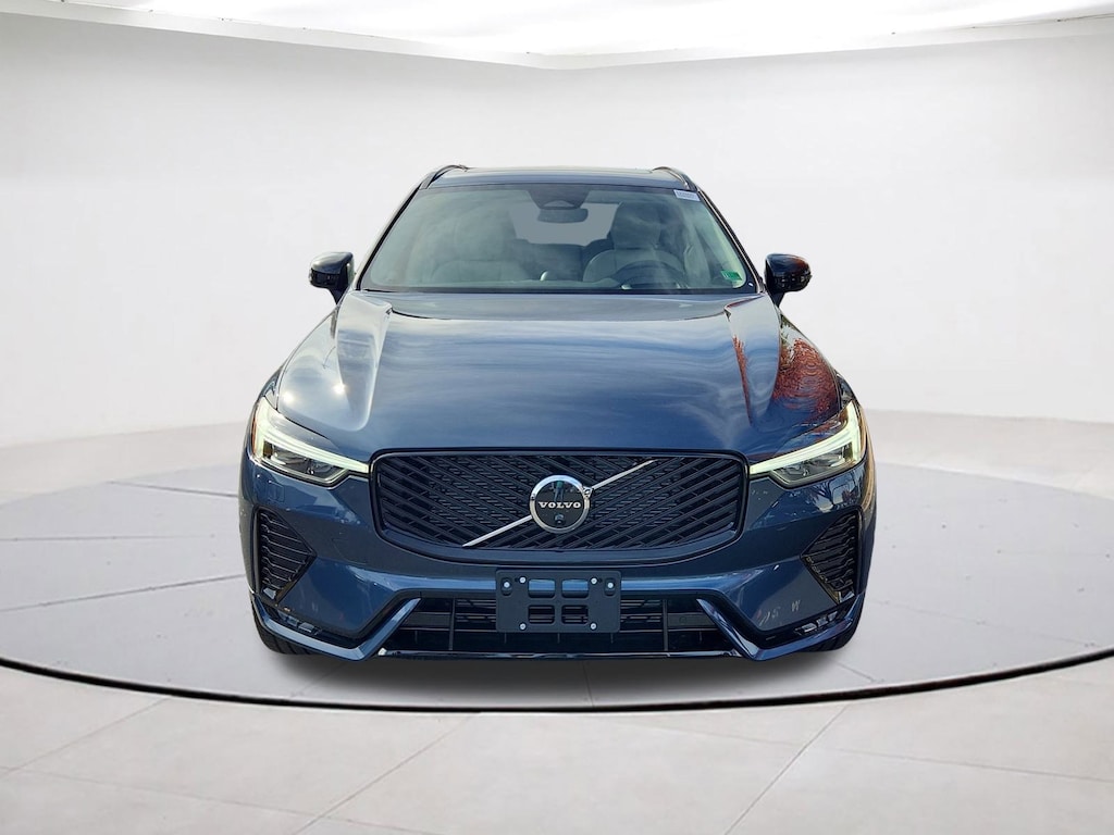 New 2026 Volvo XC60 B5 Ultra SUV