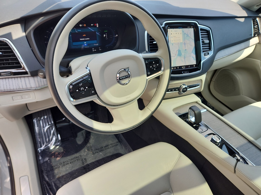 Used 2024 Volvo XC90 Recharge Plug-In Hybrid T8 Plus 6 Passenger T8 eAWD PHEV Plus 6P