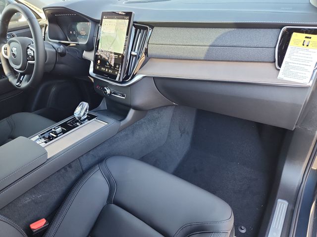 2026 Volvo XC90 Plus - Photo 27