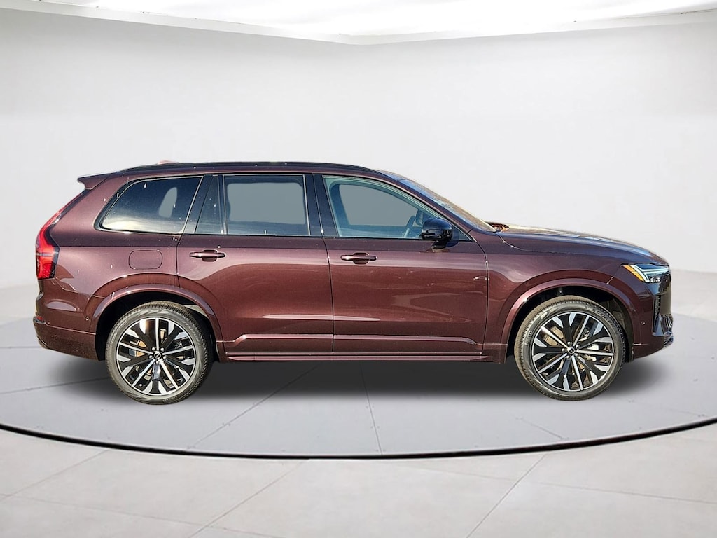 New 2026 Volvo XC90 B6 Ultra Dark Theme 7-Seater SUV