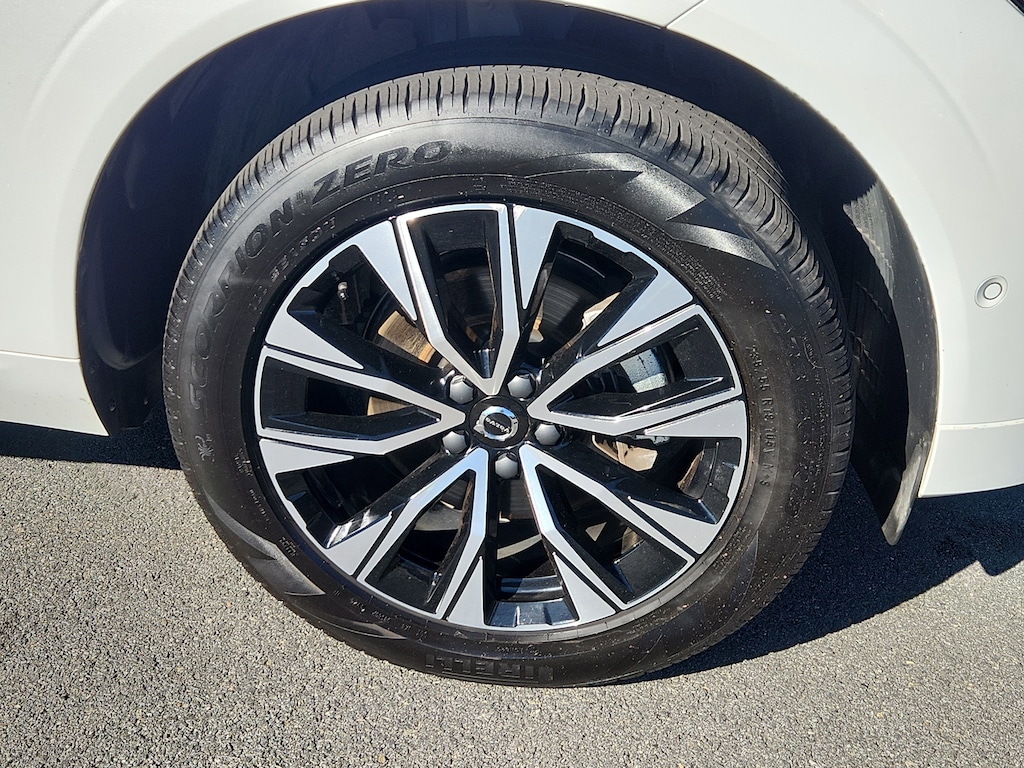 Certified 2025 Volvo XC60 B5 Plus B5 AWD Plus