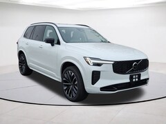 2026 Volvo XC90 plug-in hybrid