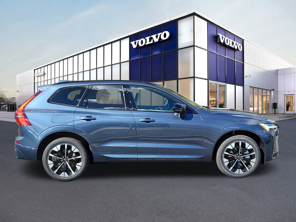 New 2026 Volvo XC60 B5 Plus SUV