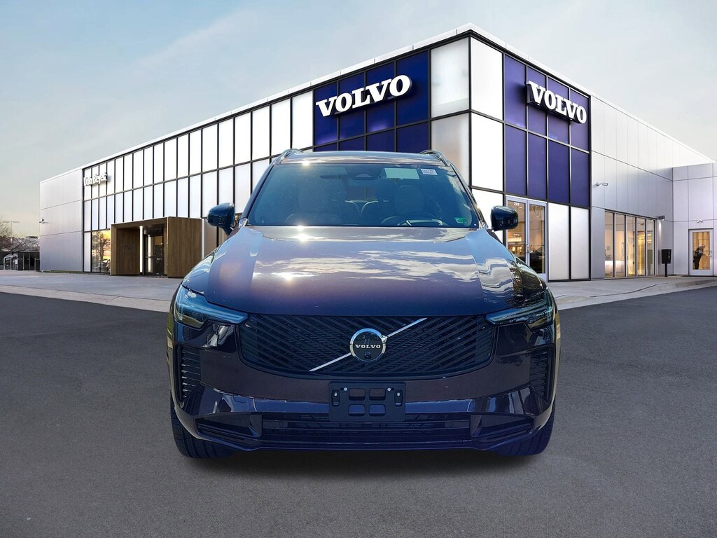 New 2026 Volvo XC90 B6 Ultra Dark Theme 6-Seater SUV