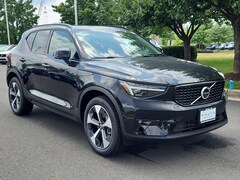 2026 Volvo XC40 B5 Plus SUV