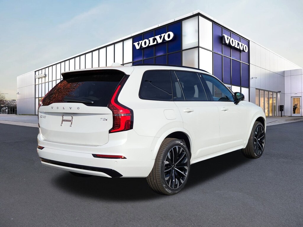 New 2026 Volvo XC90 plug-in hybrid T8 Ultra Dark Theme 7-Seater SUV
