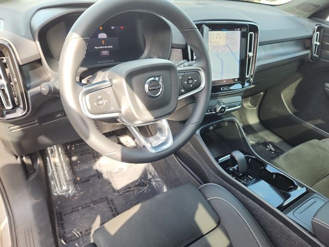 Used 2023 Volvo XC40 Ultimate with VIN YV4ED3UM0P2028952 for sale in Sterling, VA