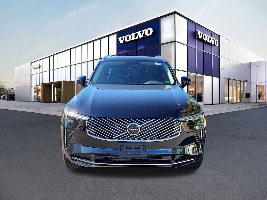 New 2026 Volvo XC90 B6 Plus 7-Seater SUV