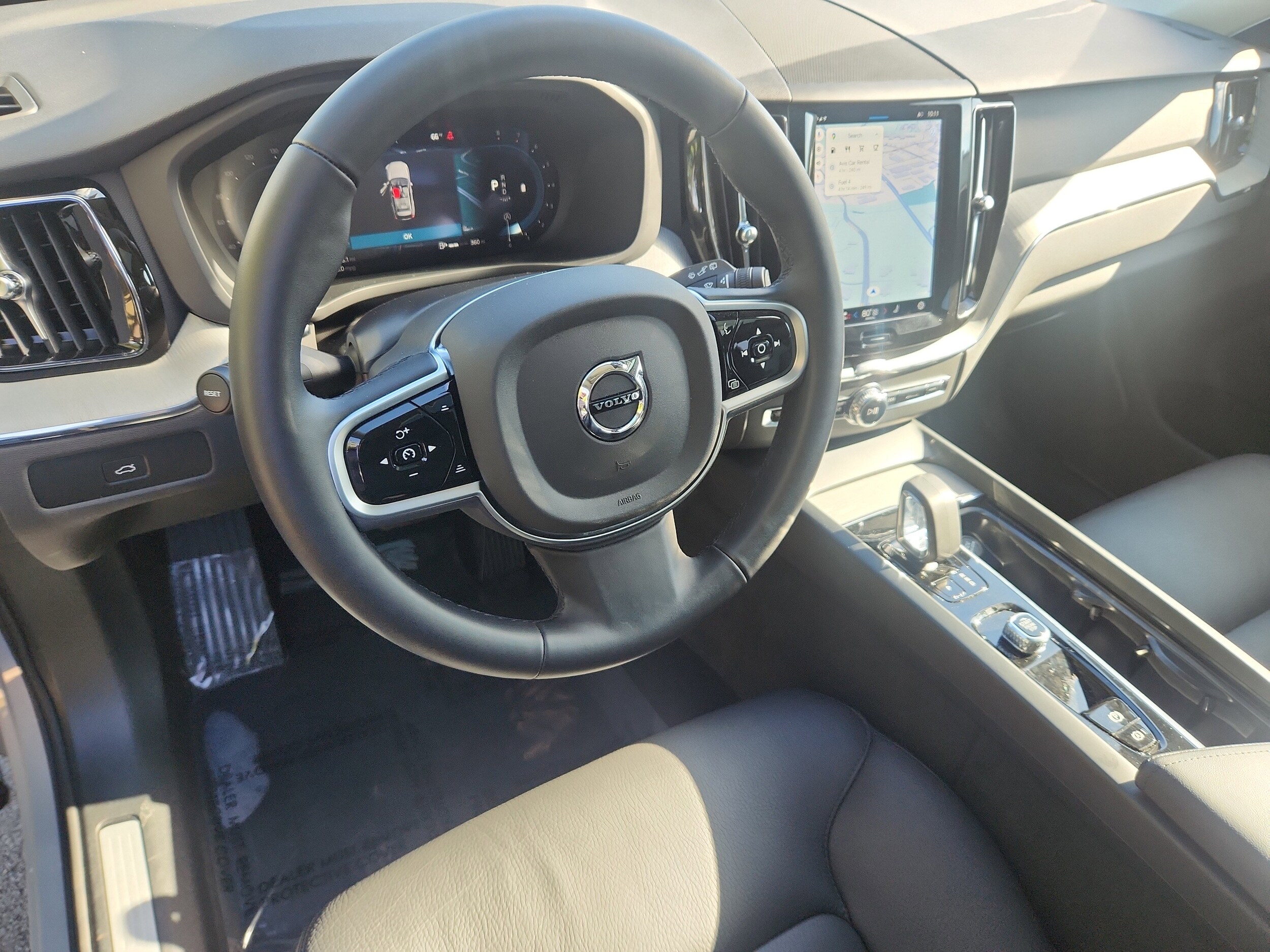 2025 Volvo XC60 Plus