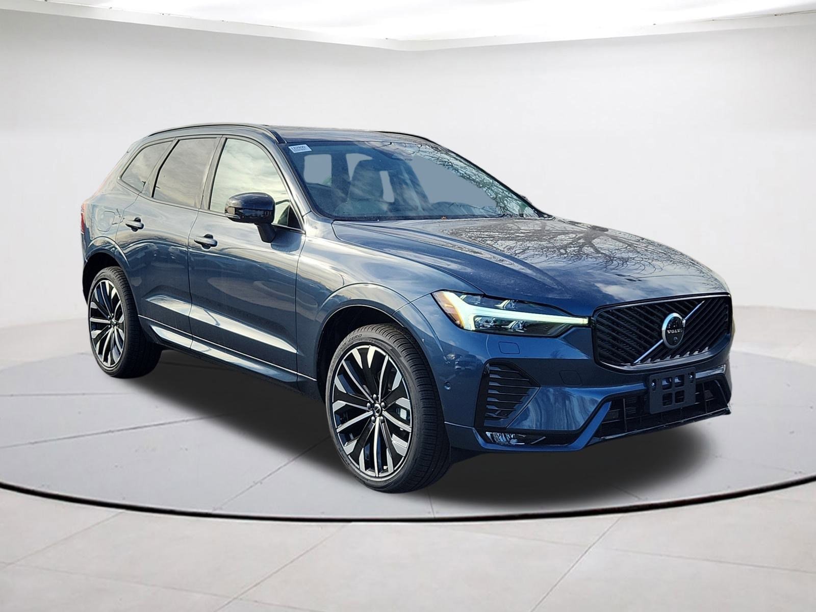 2026 Volvo XC60 Ultra's photo