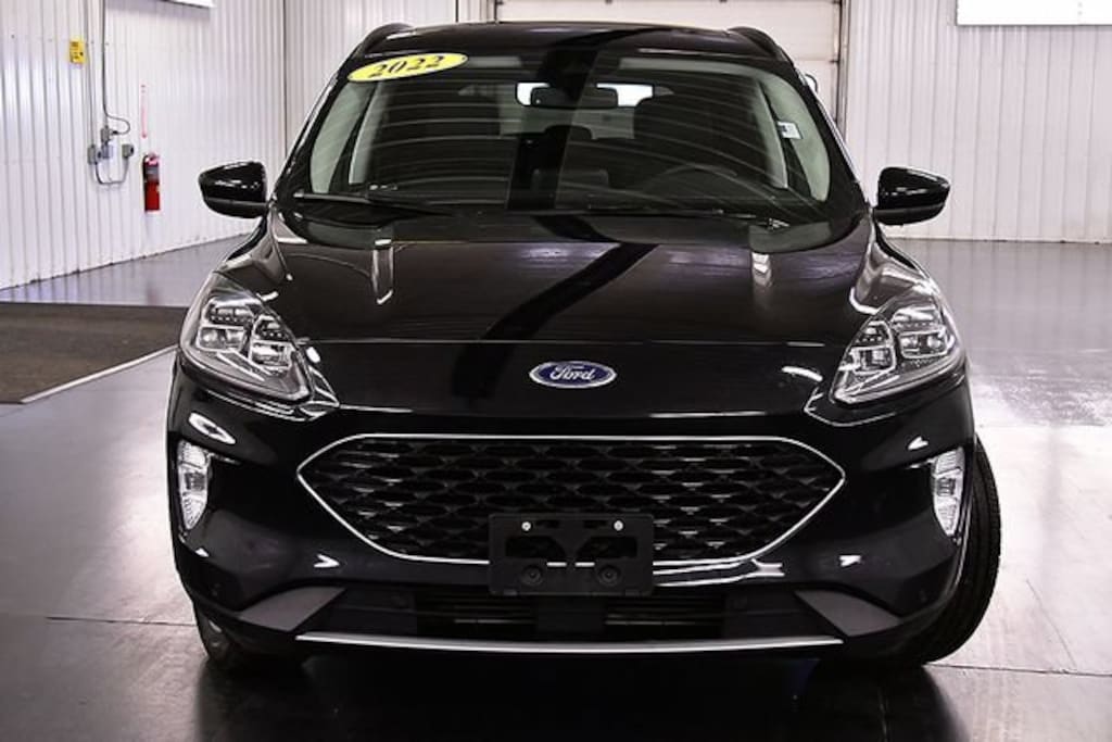 Used 2022 Ford Escape Titanium SUV