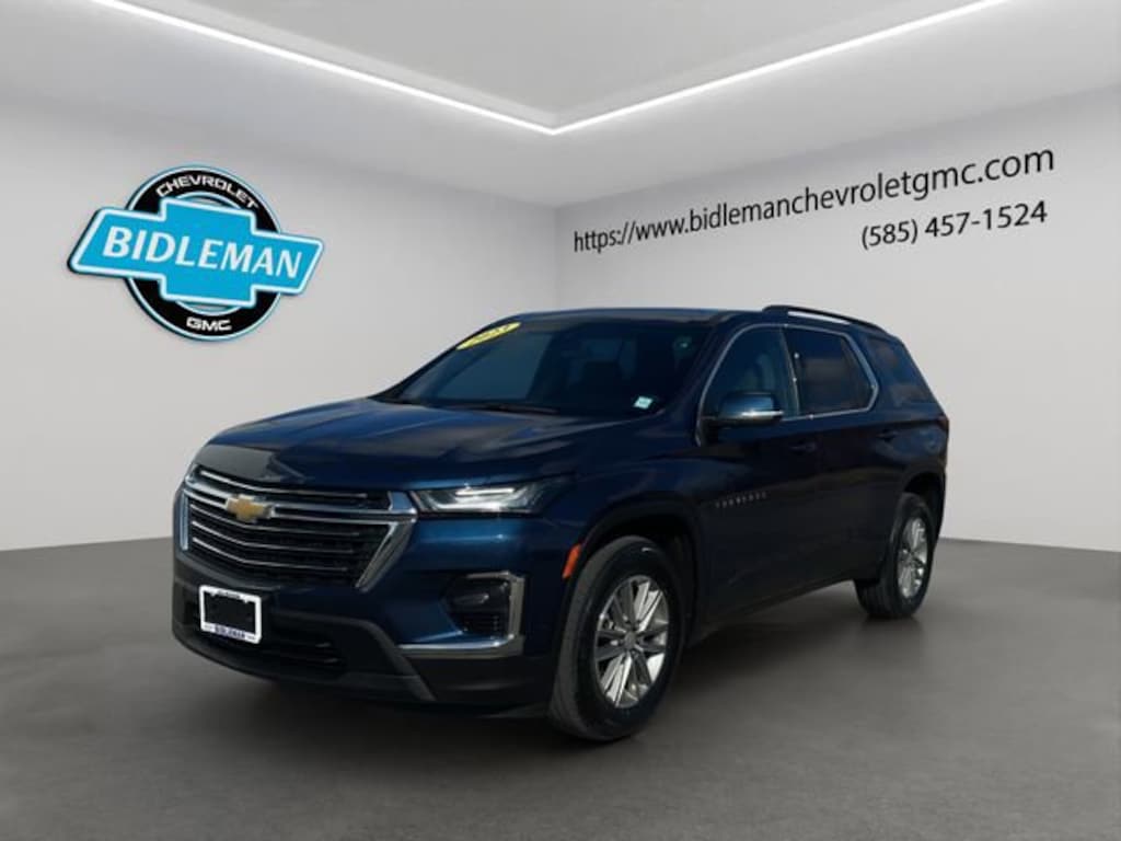 Used 2023 Chevrolet Traverse LT Cloth SUV