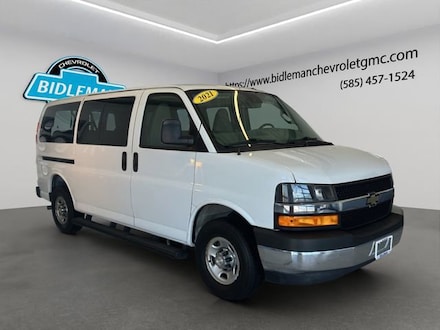 2021 Chevrolet Express Passenger 3500 1LT Van Passenger Van
