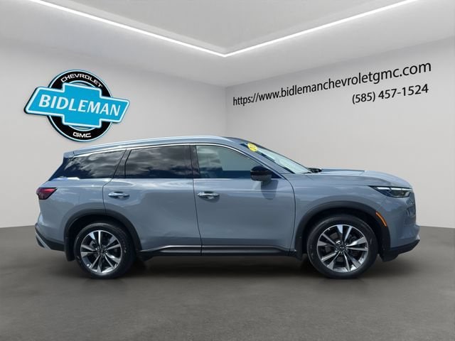 2025 INFINITI QX60 8