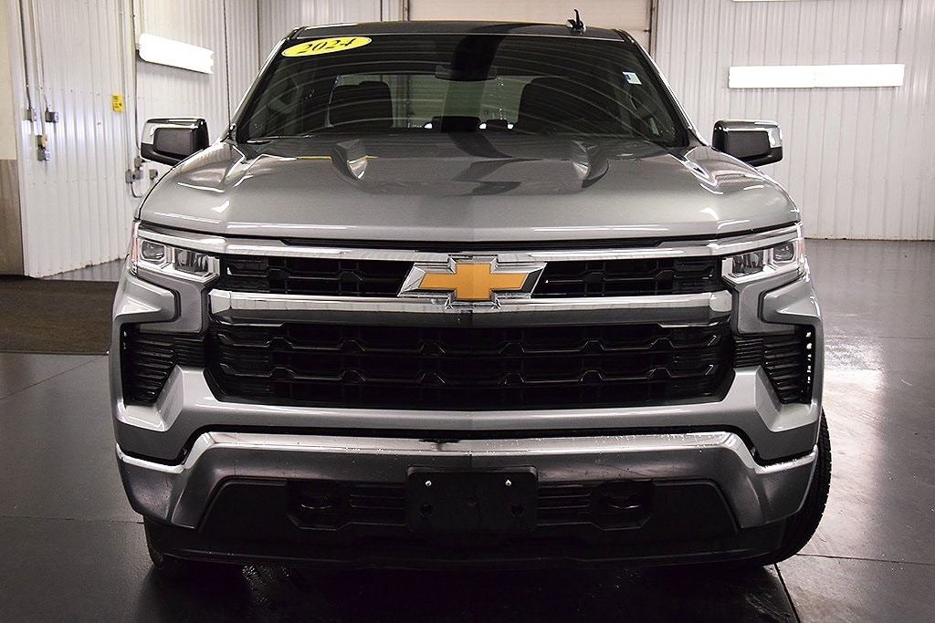 Used 2024 Chevrolet Silverado 1500 LT with VIN 1GCPDKEK3RZ114558 for sale in Albion, NY