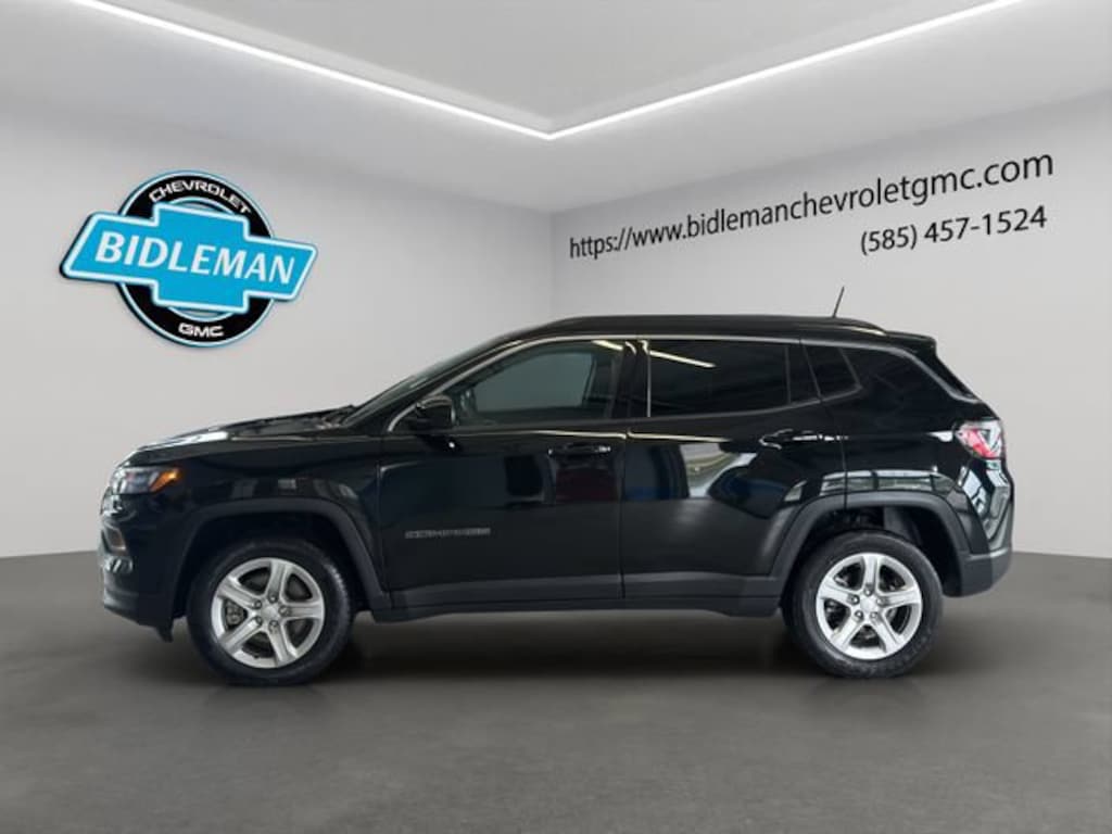 Used 2024 Jeep Compass Latitude SUV