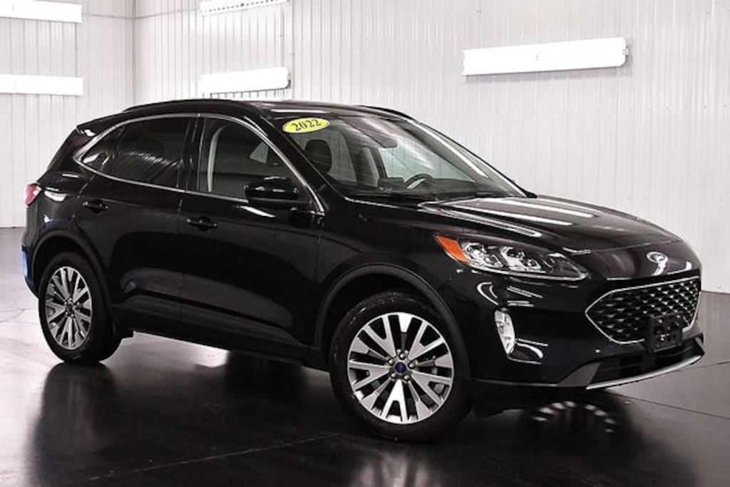 Used 2022 Ford Escape Titanium SUV