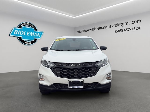 Used 2019 Chevrolet Equinox LT with VIN 2GNAXVEX5K6217290 for sale in Albion, NY