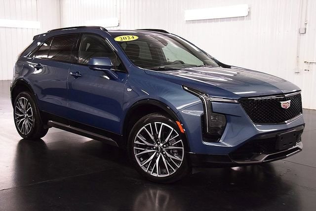 2024 Cadillac XT4 Sport's photo